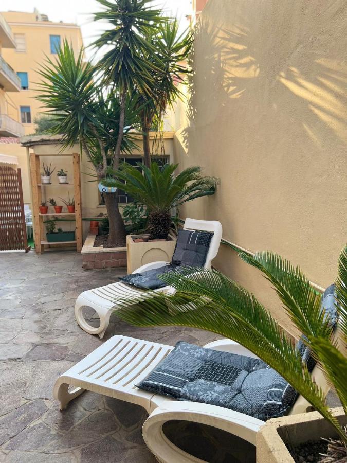 Surf House Apartment Lido di Ostia Luaran gambar