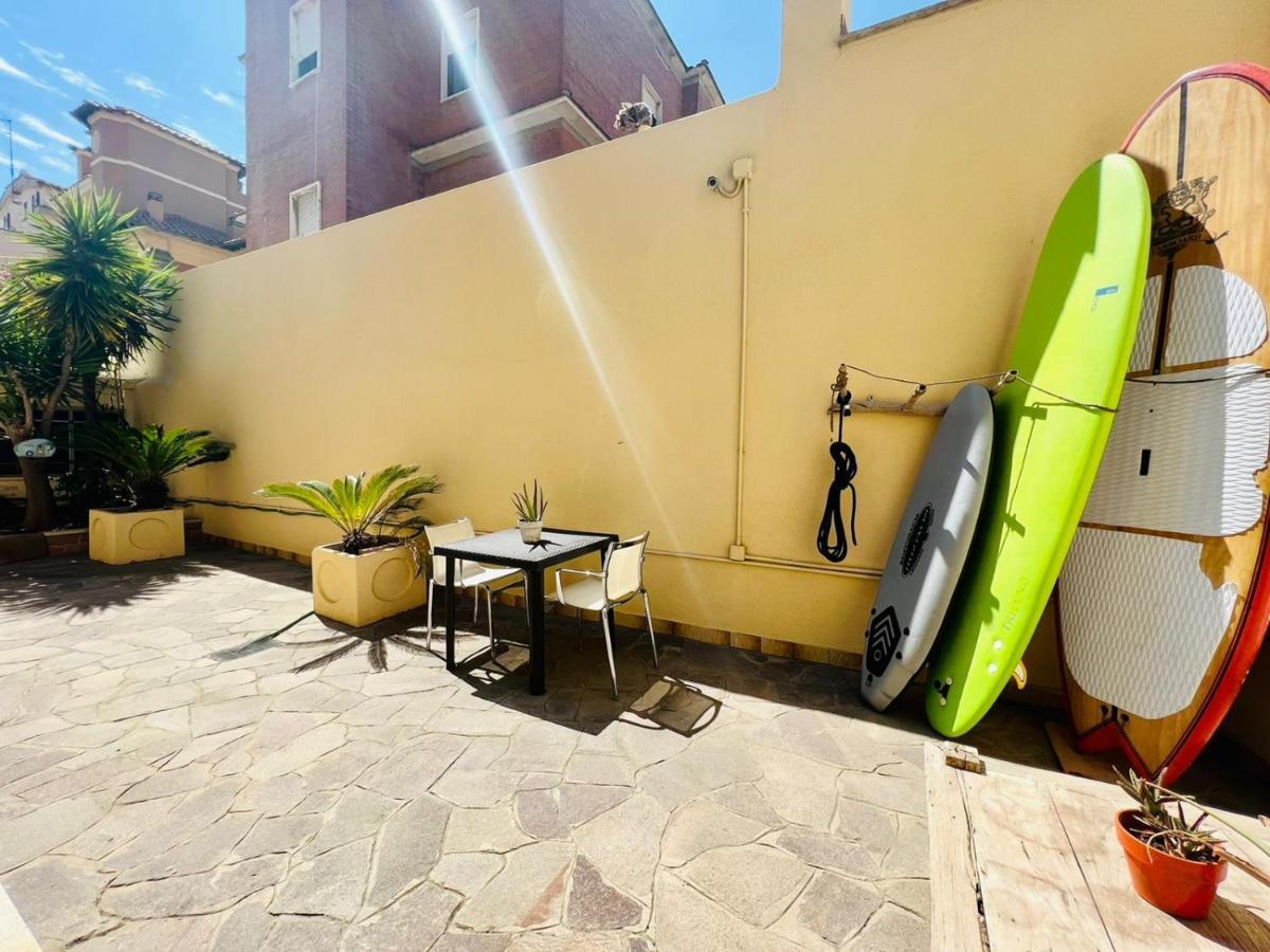 Surf House Apartment Lido di Ostia Luaran gambar